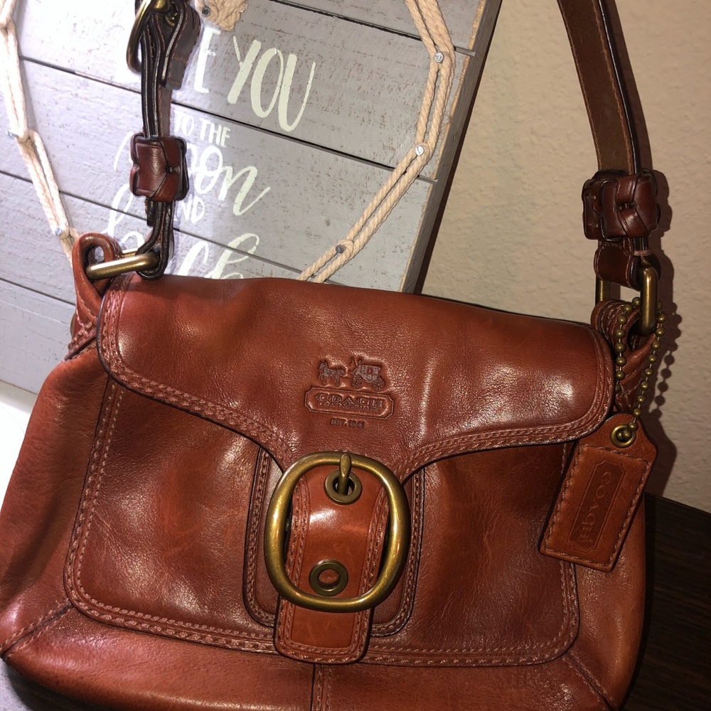 Small Coach genuine leather purse
